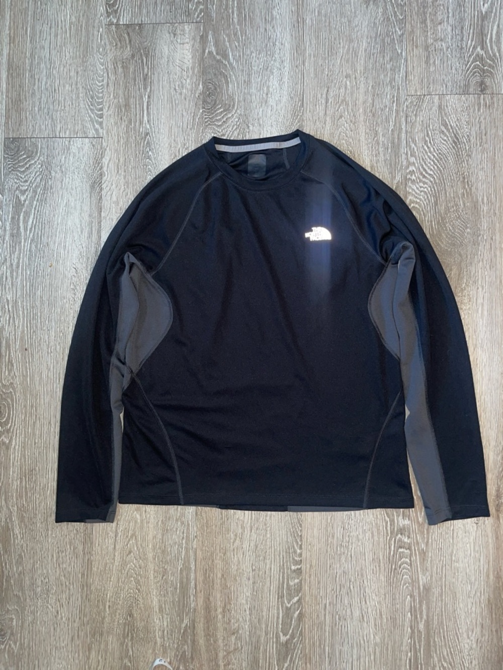 The North Face Black and Gray Long Sleeve Performance Shirt flashdry medium